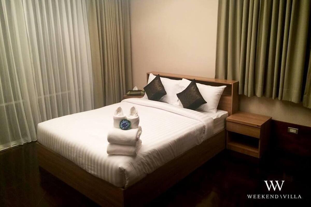4 Bedrooms Nagawari Pool Villa | Premium bedding, desk, free WiFi, individually decorated