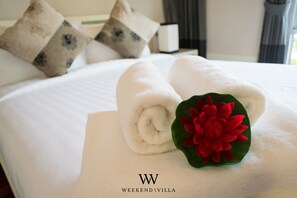 Room - Weekend Villa - Nagawari Mantra Pool Villa (Sattahip)