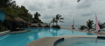 Bearland Paradise Resort