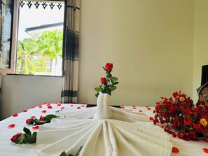 Deluxe Double Room | Egyptian cotton sheets, premium bedding, down comforters, pillowtop beds - Thatsaphone Hotel (Luang Prabang)