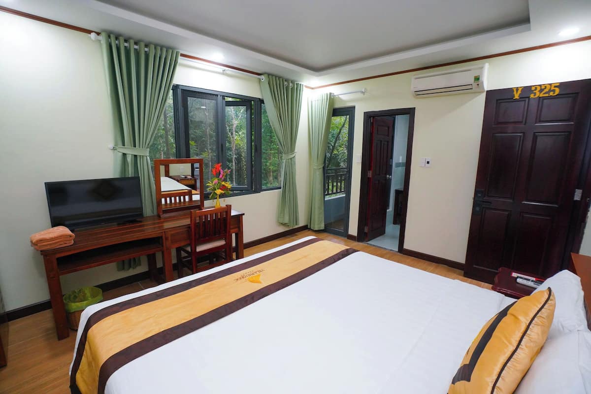 Superior Studio Suite, 1 King Bed