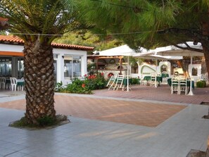 Frühstück, Mittagessen, Abendessen, griechische Küche