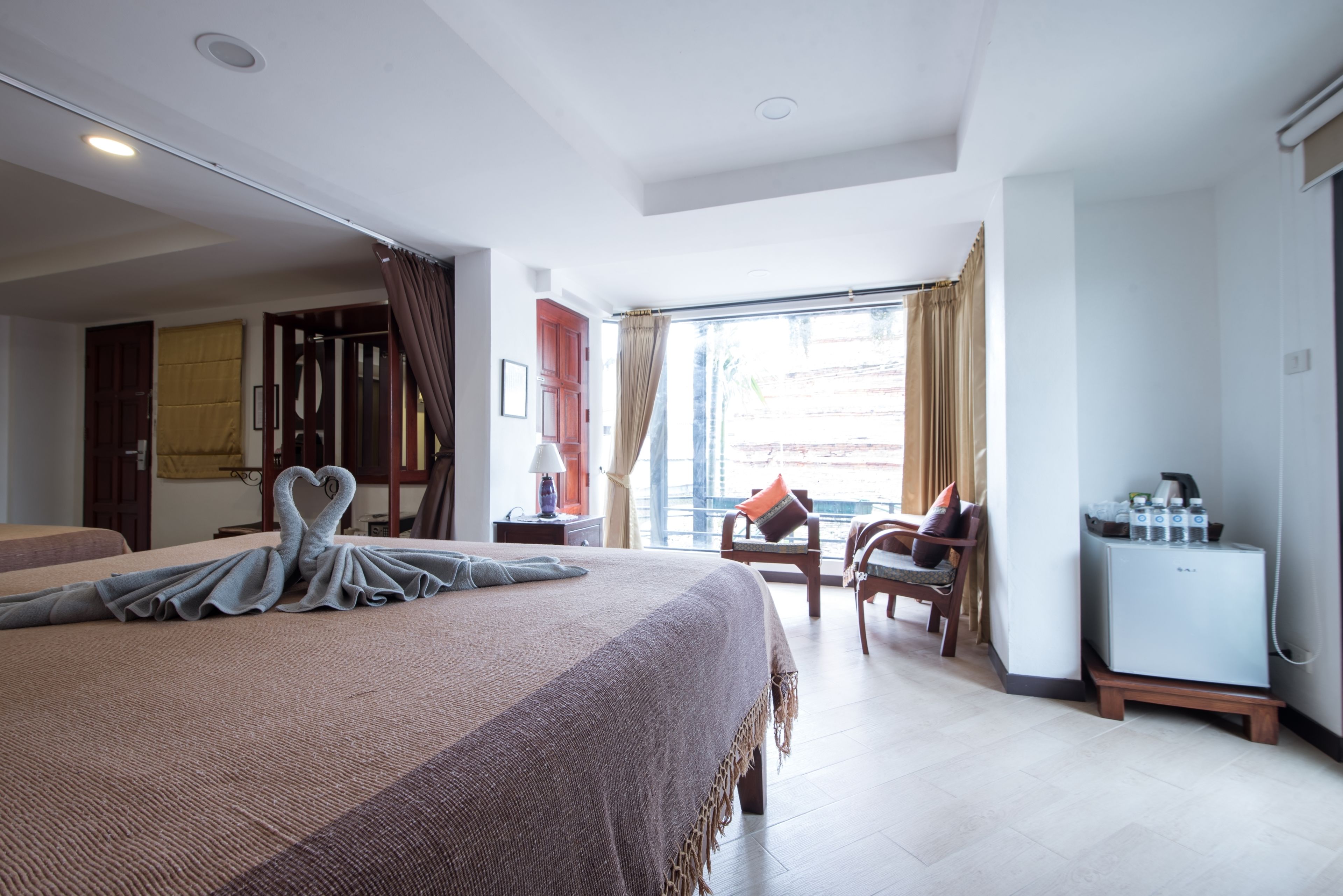 family double room, 2 double beds | in-room safe, desk, blackout curtains, soundproofing