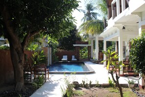 Fachada de la propiedad