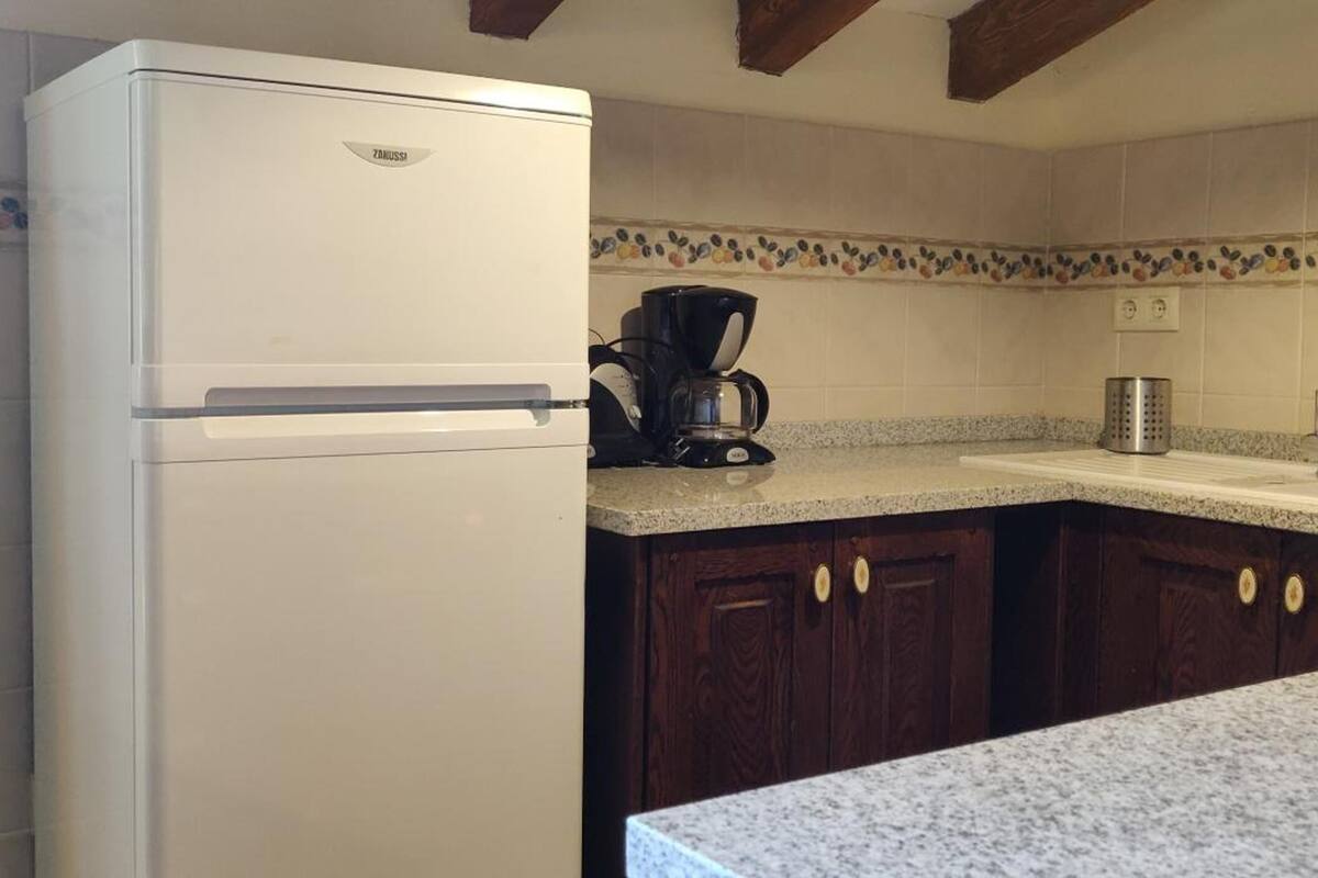 fridge, microwave, coffee/tea maker, toaster