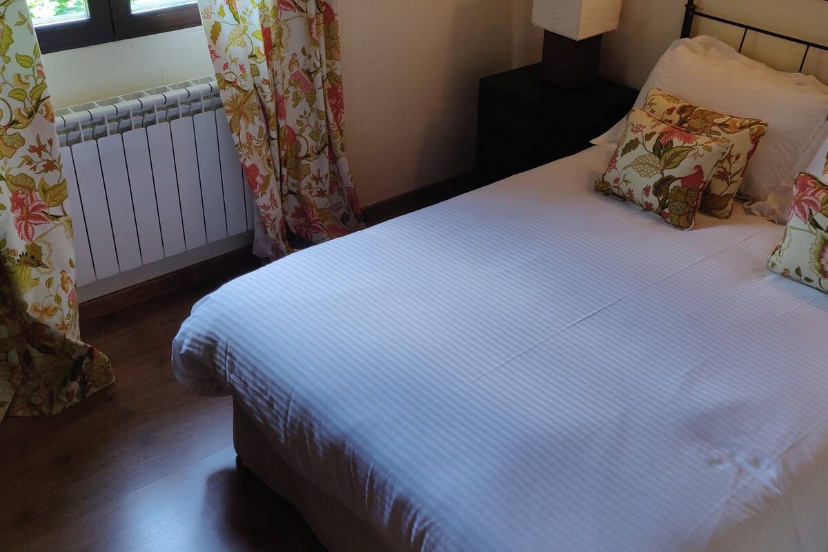 standard bungalow, 1 bedroom | 1 bedroom, minibar, desk, laptop workspace