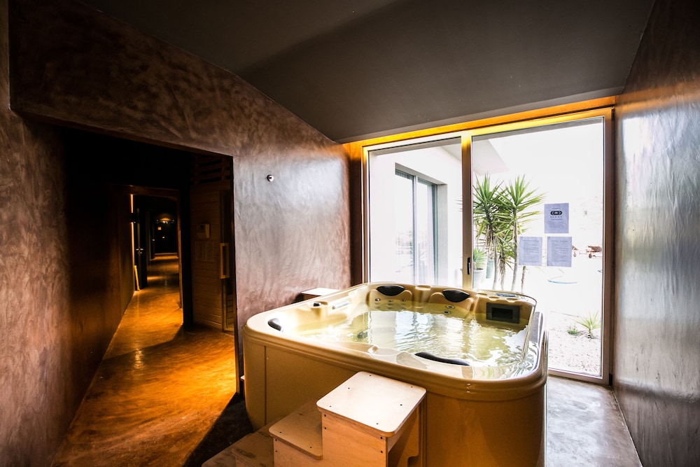 Vale d’Azenha Hotel & Residences by null