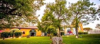 Les Ecuries de la Tour