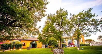 Les Ecuries de la Tour