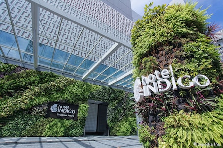 Property entrance. Hotel Indigo Singapore Katong by IHG