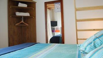 Double Room | Free WiFi, bed sheets, wheelchair access