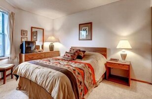 1 habitación, decoración personalizada y muebles diferentes