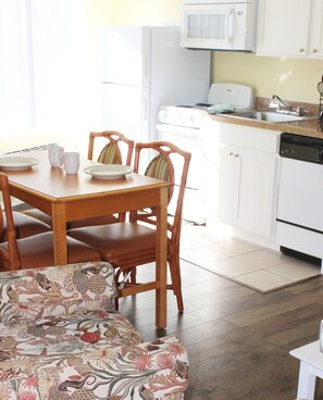 Condo, 1 Bedroom (1 Bathroom) | Living area