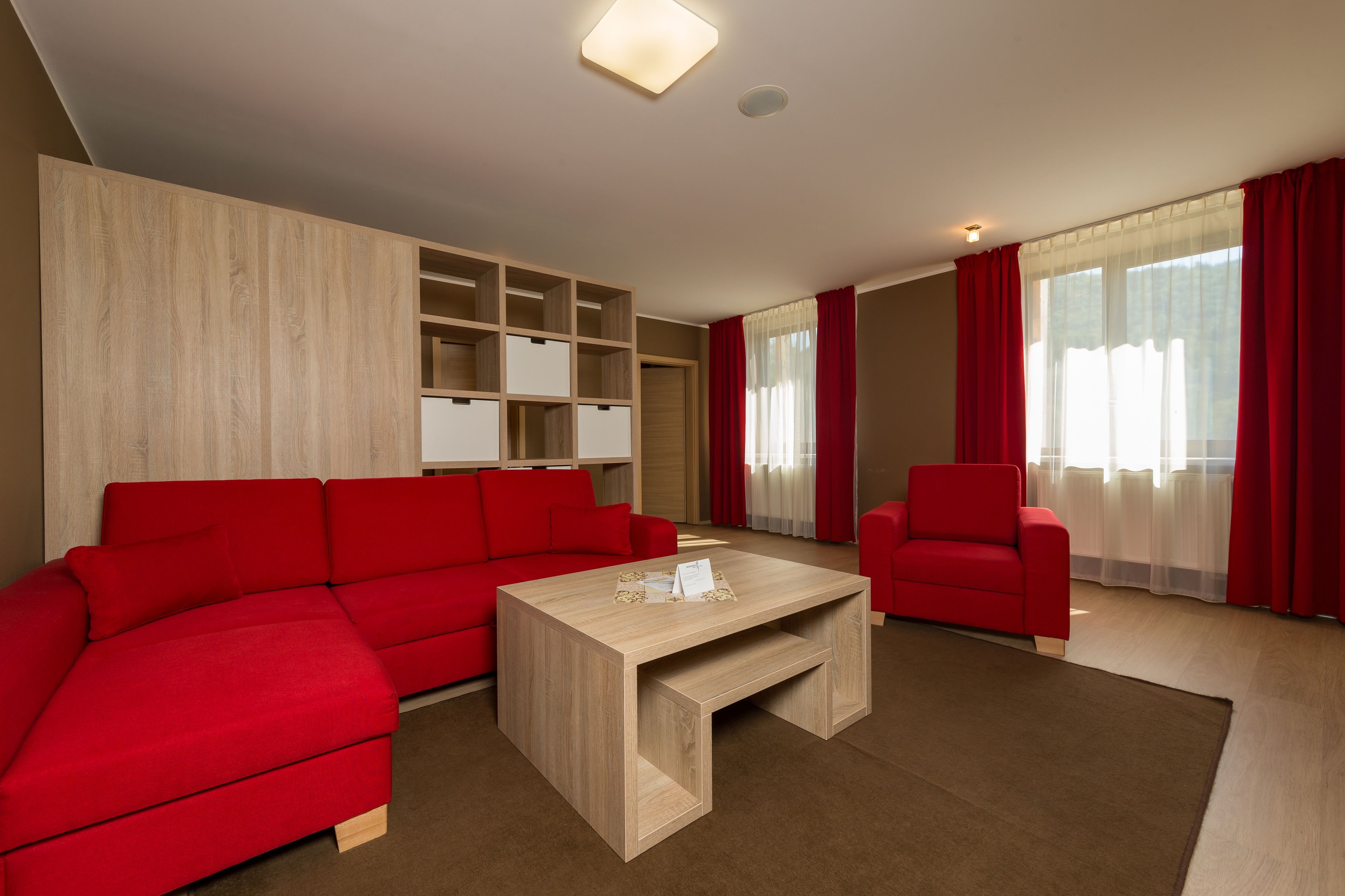 apartment, 1 bedroom | minibar, in-room safe, desk, free cots/infant beds