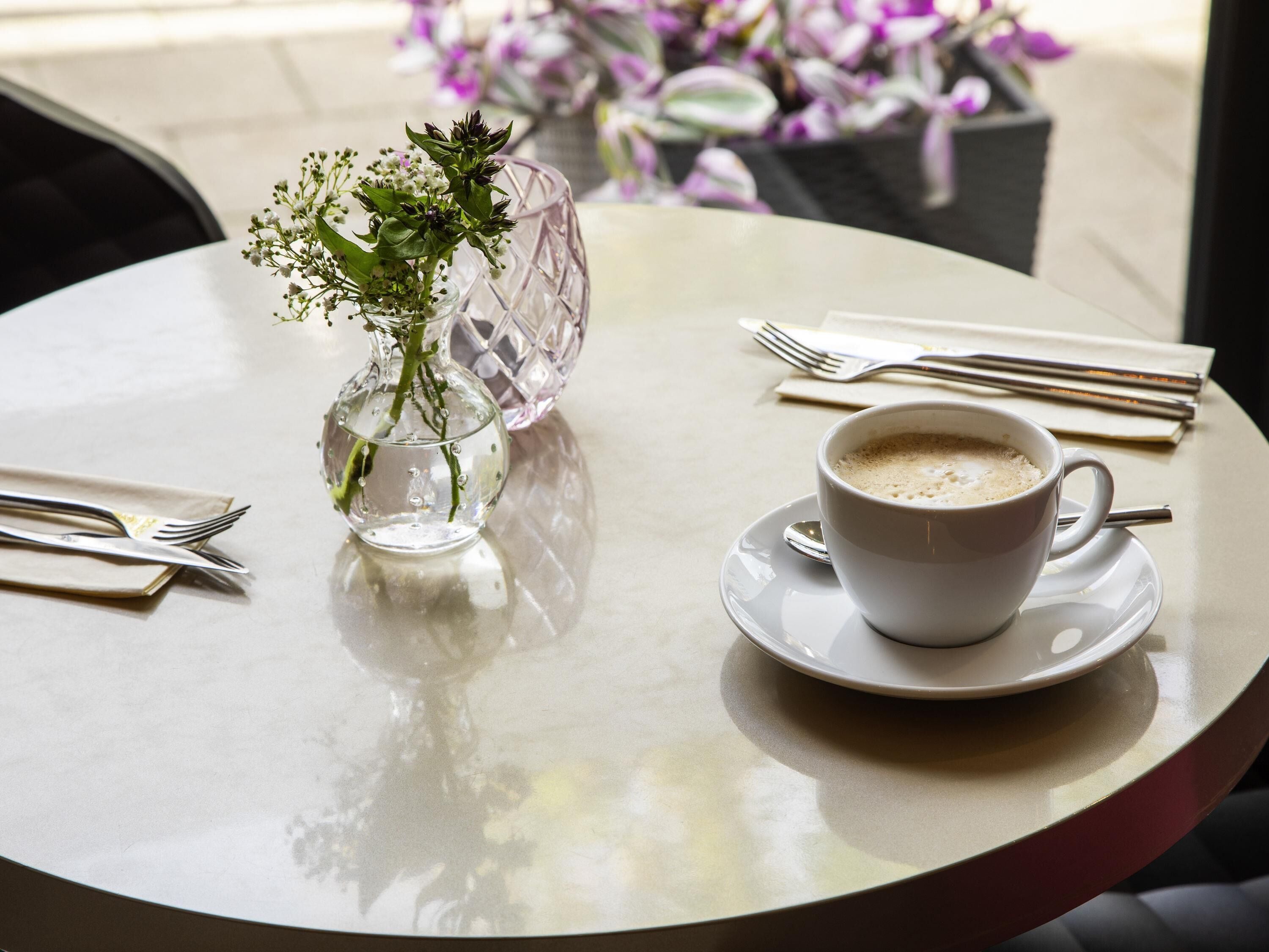 daily buffet breakfast (eur 14 per person)