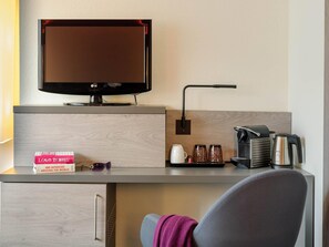Privilege, Habitación doble, 1 cama doble | Caja fuerte, escritorio, sistema de insonorización y camas supletorias