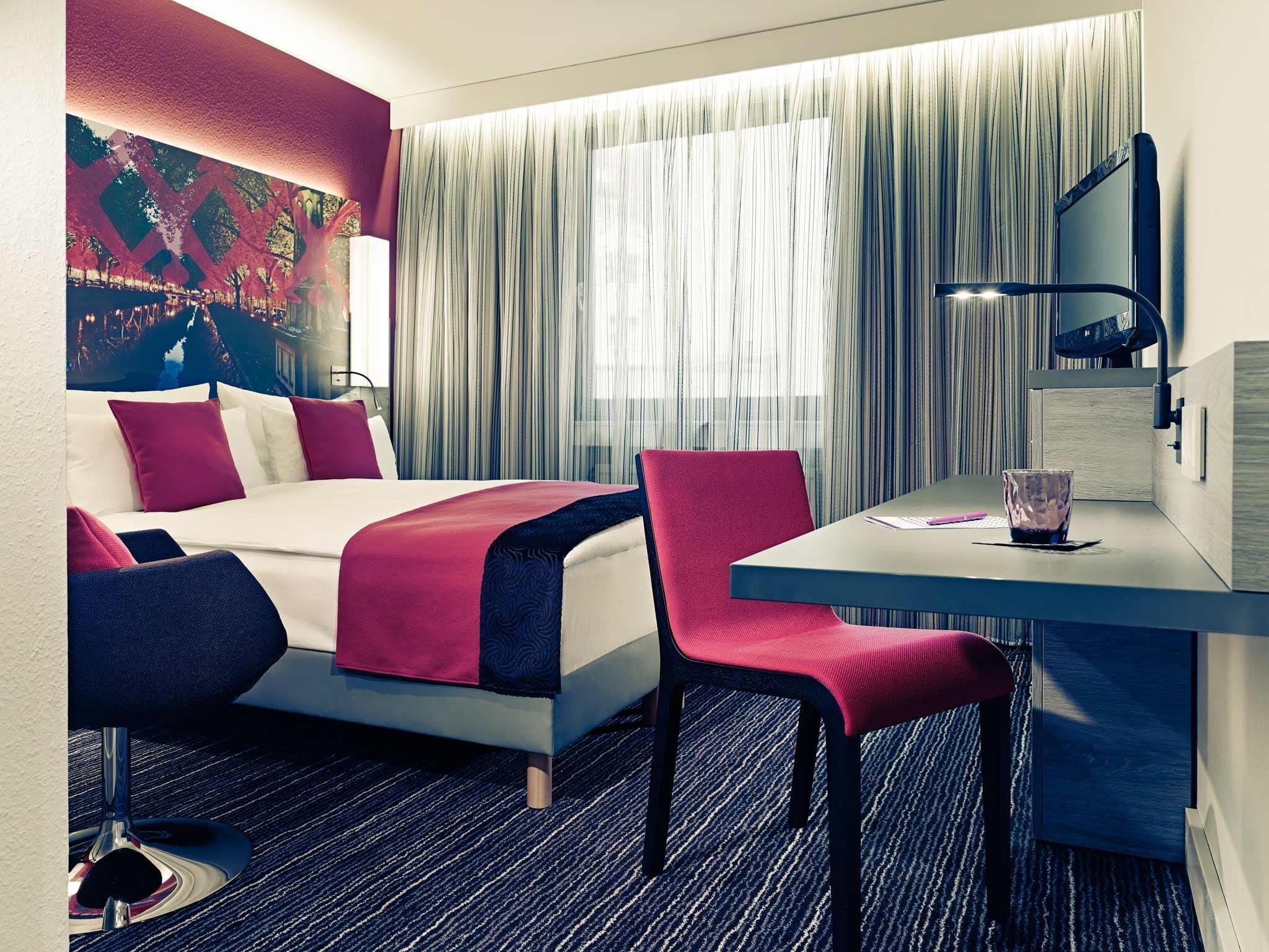 Standard Room, 1 Single Bed | In-room safe, desk, soundproofing, rollaway beds