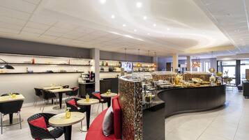 Daily buffet breakfast (EUR 14 per person)