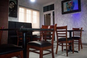 Daily continental breakfast (USD 6.52 per person) - Residency Hotel Lekki Lagos (Lekki)