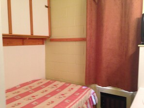 Soundproofing, free WiFi - Motel Econo-Nuit (Sherbrooke)