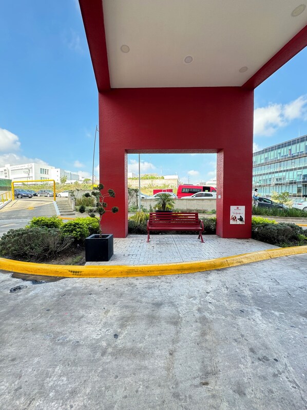 Garden - ibis Queretaro (Querétaro)