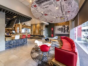 Exterior - ibis Queretaro (Querétaro)