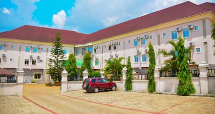 Residency Hotel Leophine House
