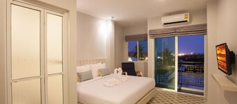 Nature Pine Residence