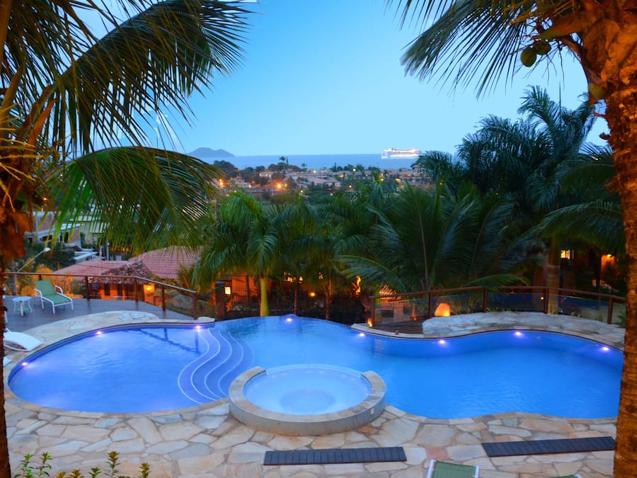 Outdoor pool, pool umbrellas, sun loungers