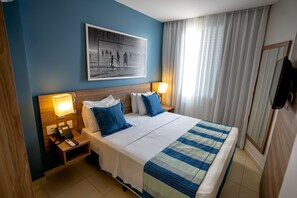 Suite Luxo Queen Nao Fumante | Bar mini, peti besi dalam bilik, langsir/tirai gelap terus 