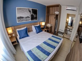 Suite Superior Queen Nao Fumante | Minibar, in-room safe, blackout drapes, free WiFi