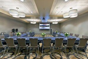 Meeting facility - Oxford Suites Bellingham (Bellingham)