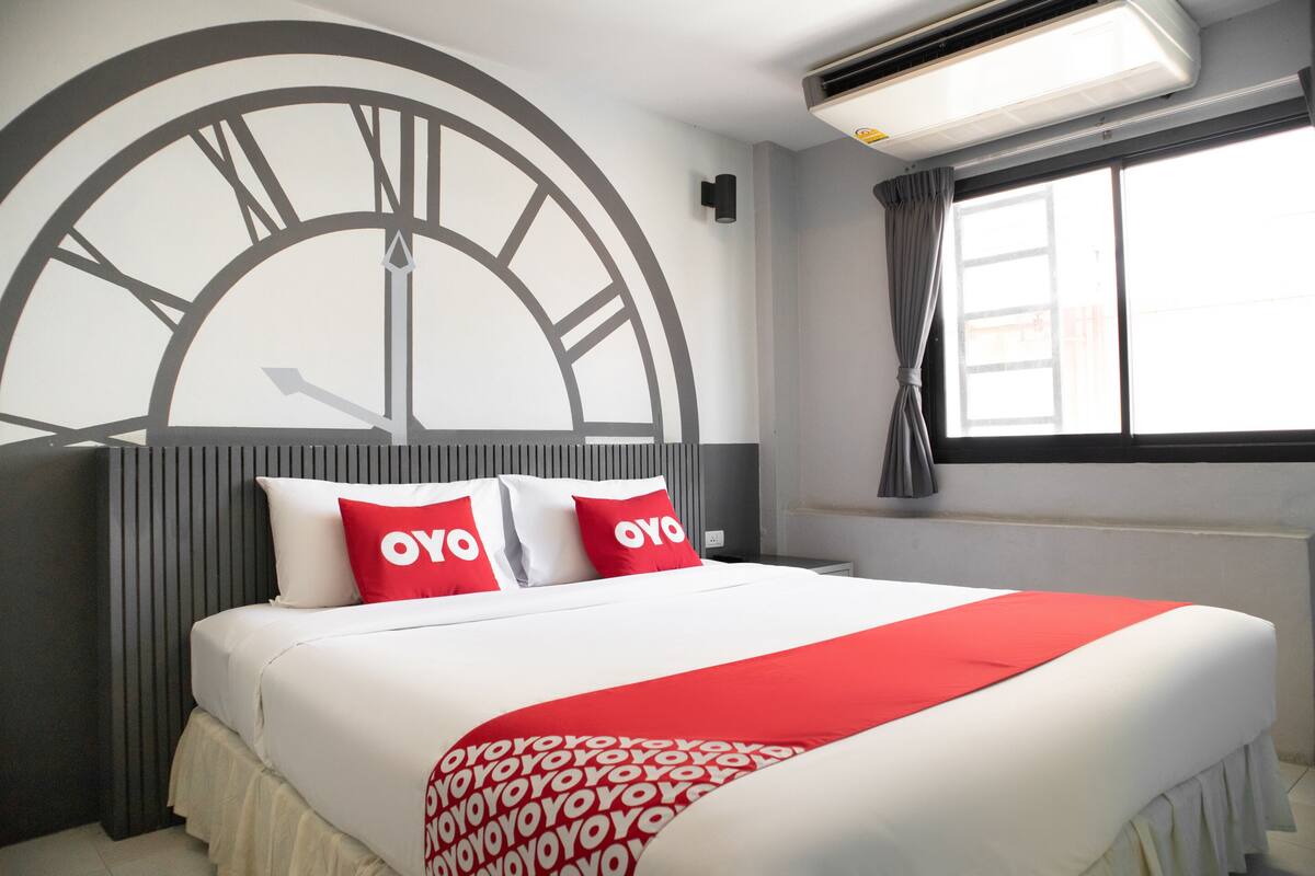 Premium Double Room, Shared Bathroom | WiFi (free)