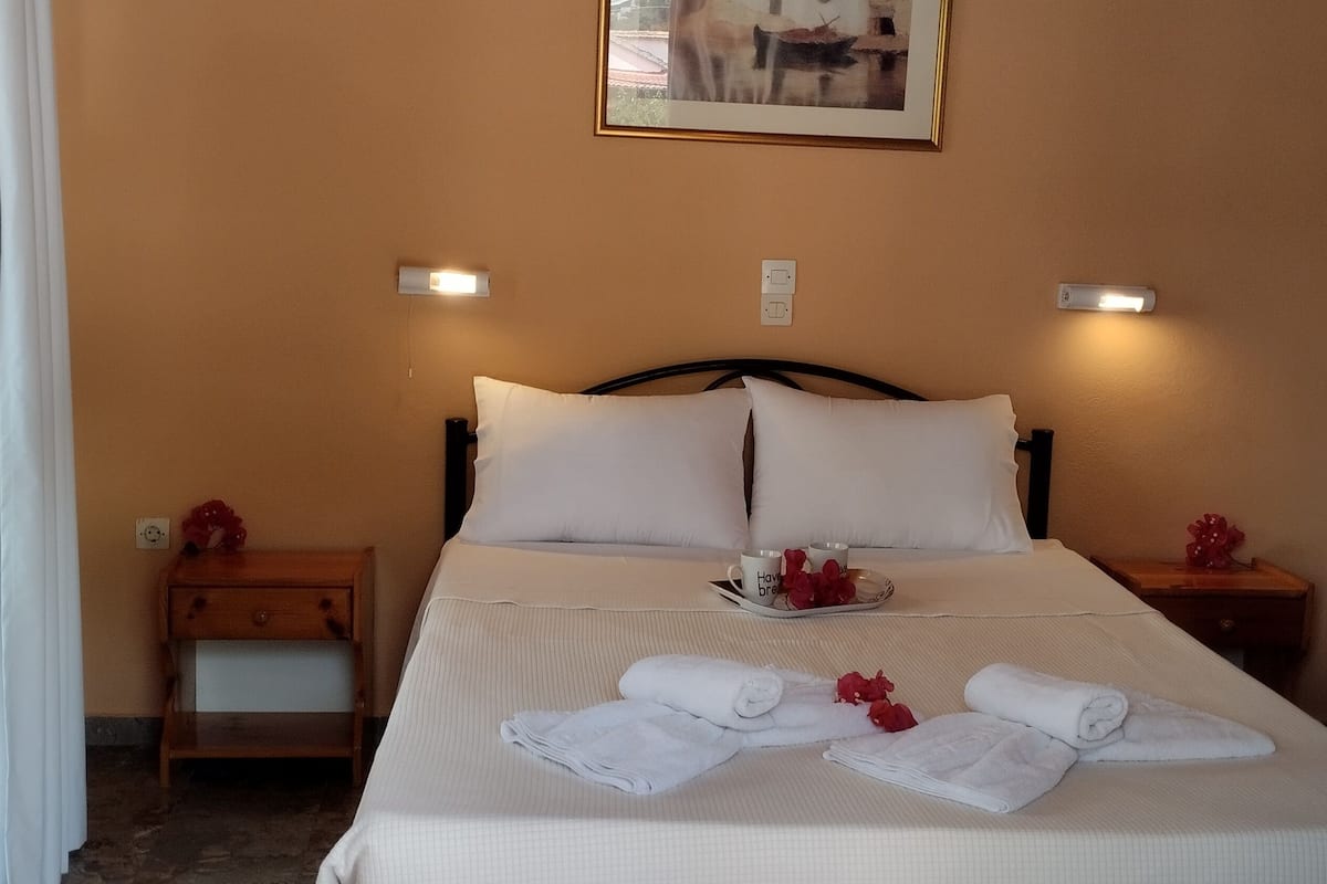 Appartamento, 2 camere da letto, vista giardino | Insonorizzazione, Wi-Fi gratuito, lenzuola