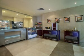 Dining - OYO 372 Nawazi Watheer Hotel (Makkah)