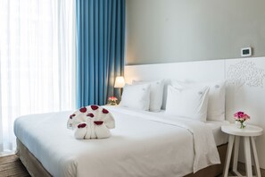 In-room safe, soundproofing, iron/ironing board, free WiFi - Jannah Place Dubai Marina (Dubai)