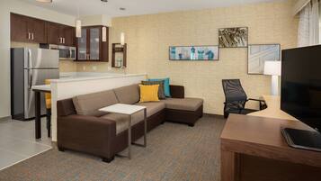 Télévision de 32 pouces avec chaßnes numériques, films à la carte