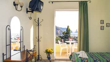 Standard Room, Garden View | Free cots/infant beds, rollaway beds