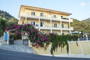 Front of property - Alonakia Hotel (Corfu)