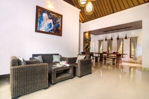 Villa, 2 Bedrooms, Private Pool, Garden View | Living area | Flat-screen TV - Alam Dania Cottage (Ubud)