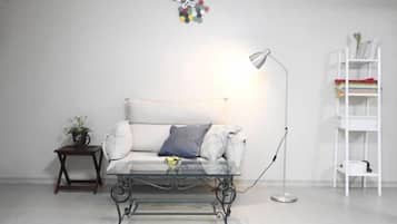 스위트 하우스 | 거실 공간