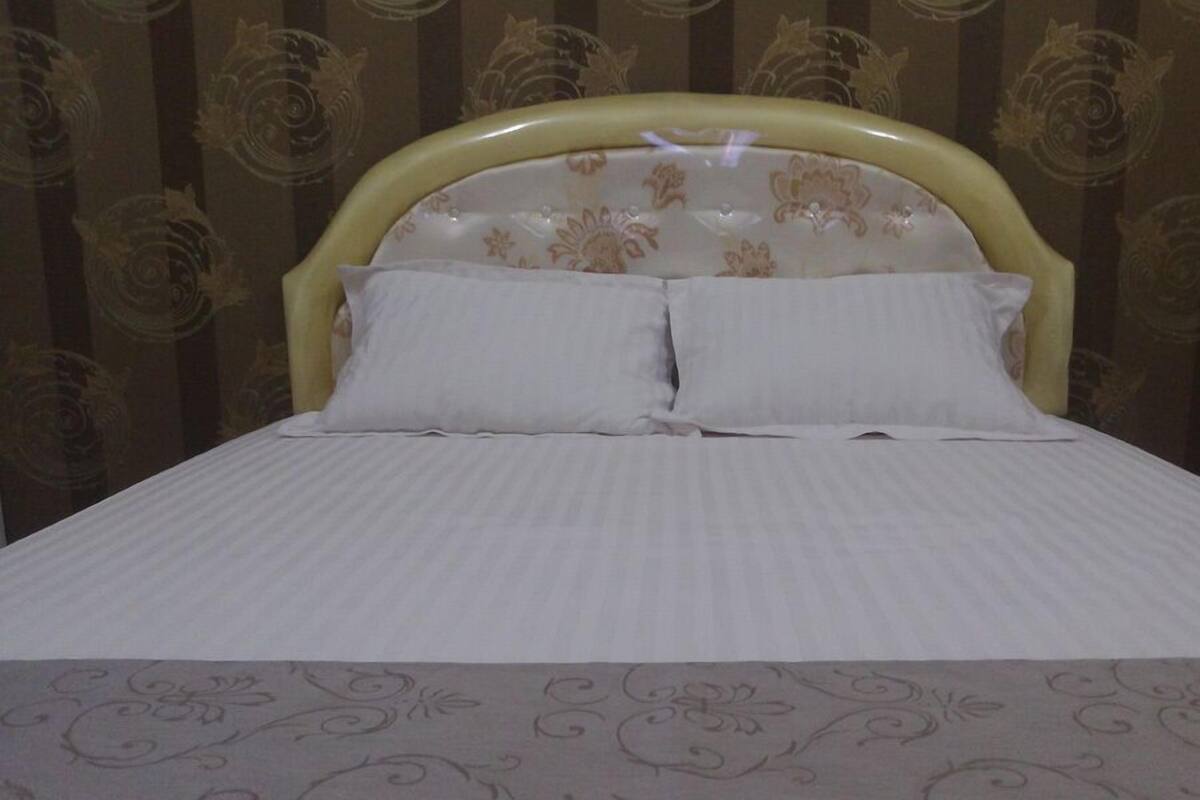 Estudio | Cortinas blackout, wifi gratis y ropa de cama 