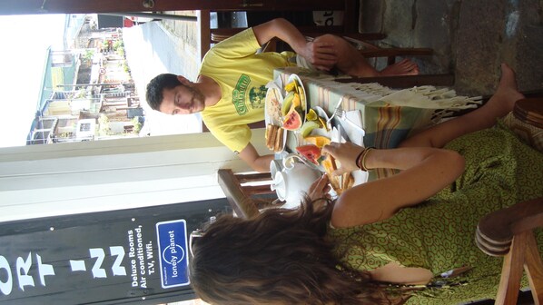 Couples dining - Fort Inn Guest (Galle)