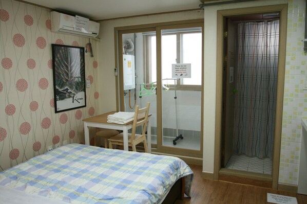 Double Room | Free WiFi