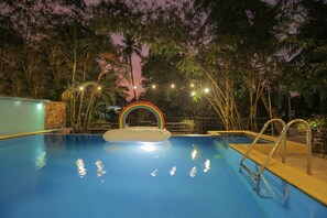 Outdoor pool - Woodnest- Summerside (Negombo)