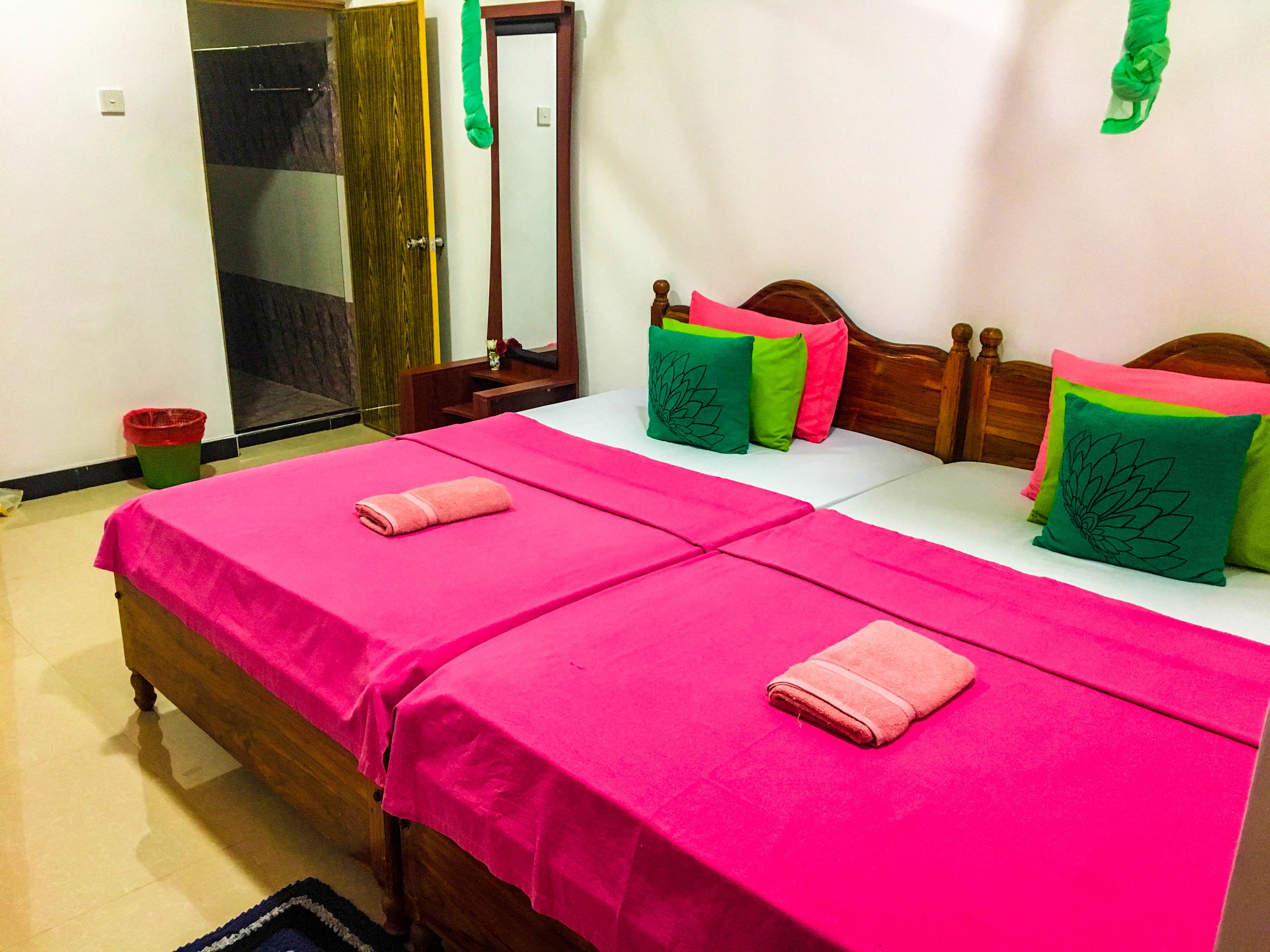 standard twin room | in-room safe