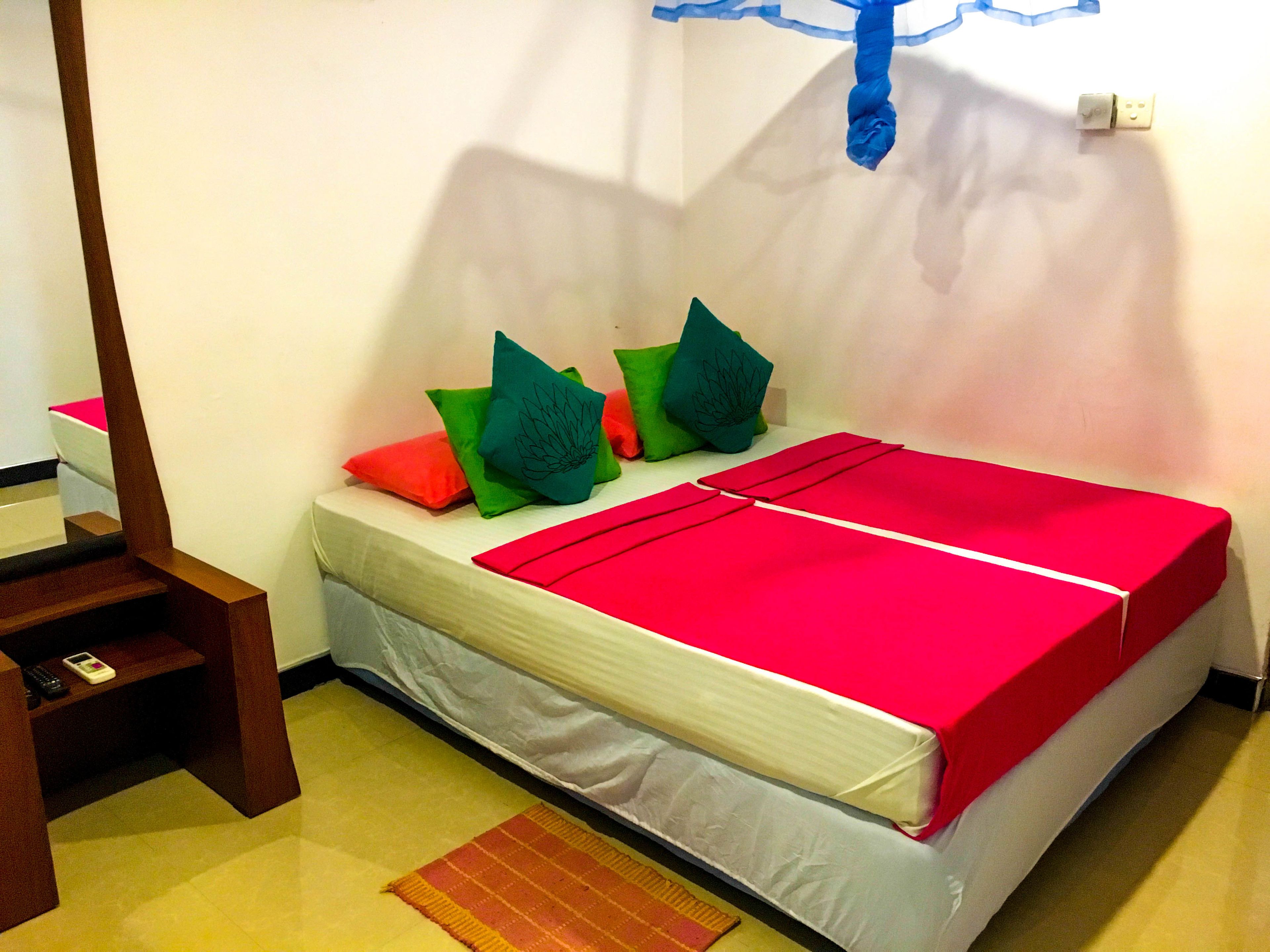 small double room | in-room safe