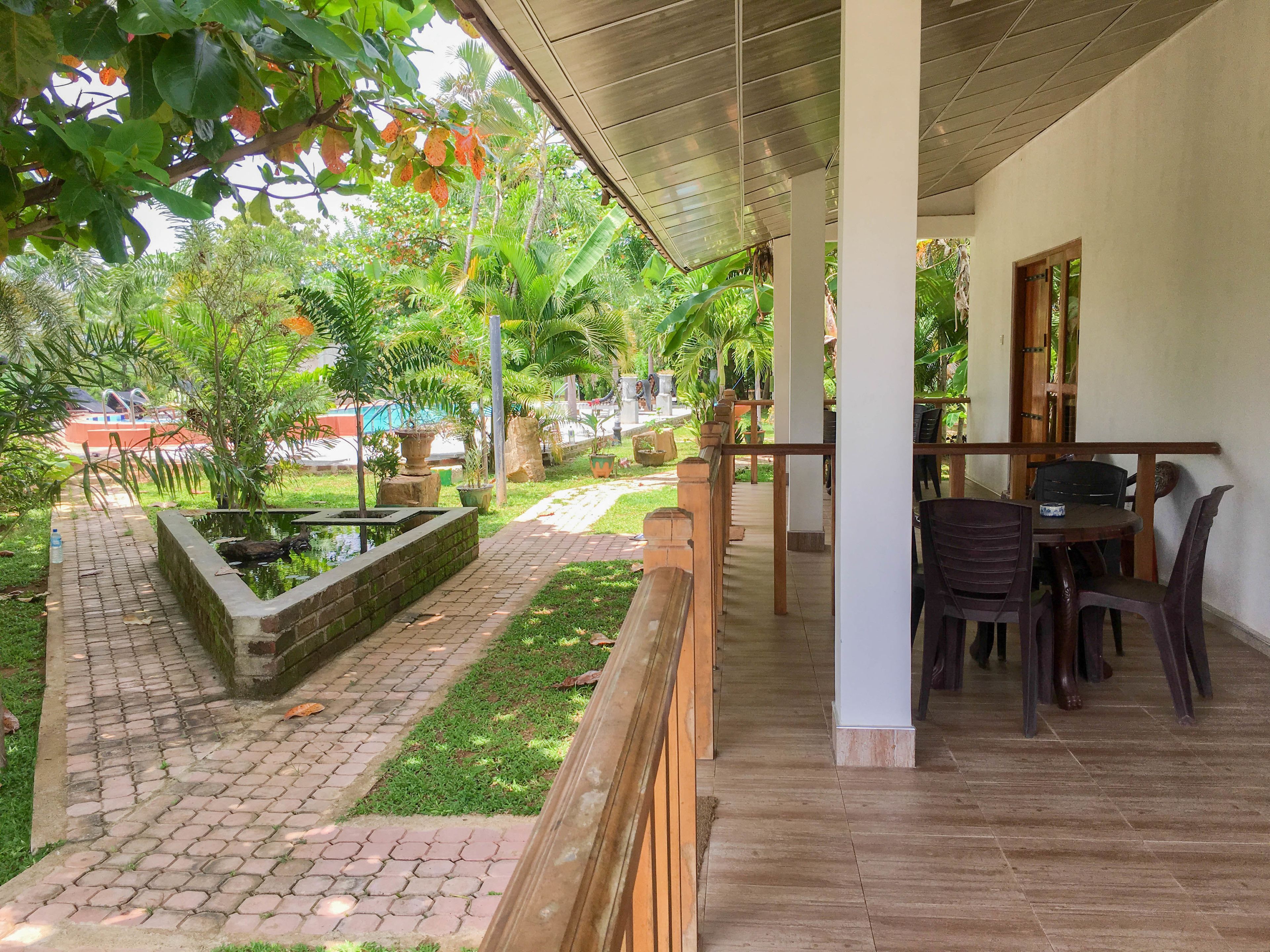 Chambre (Deluxe Twin with Pool view) | Vue de la chambre