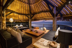 Bajau 4 Bedroom Villa with Private Pool | Living room - Suarga Padang Padang (Pecatu)