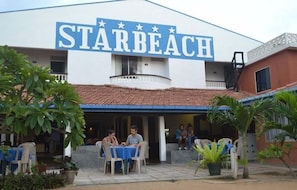 BBQ/picnic area - Star Beach Hotel (Negombo)